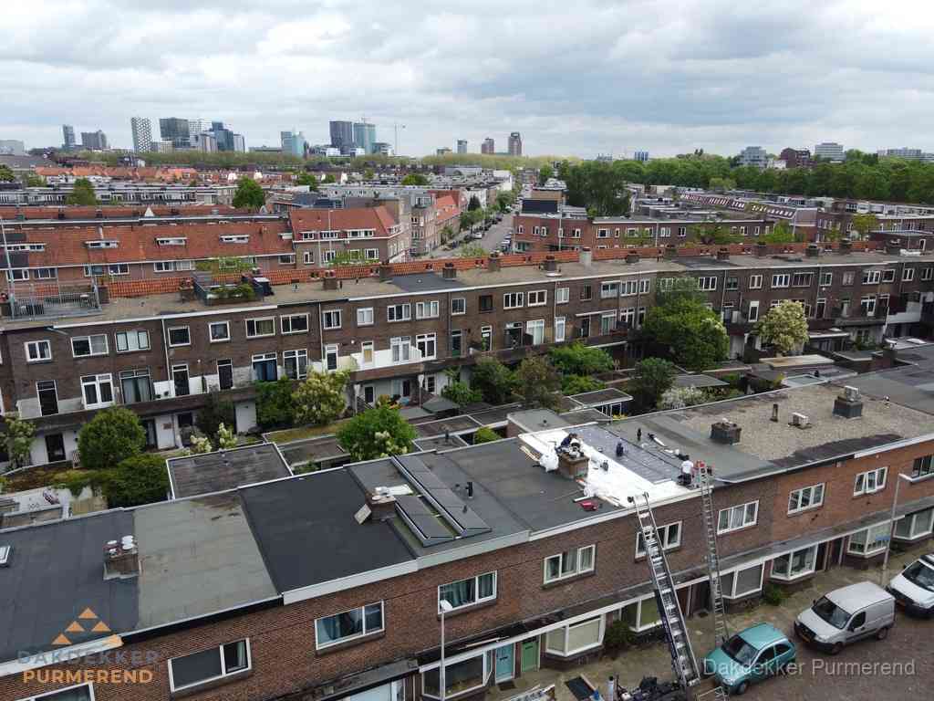 Spoed Dakdekker Woonwijk Purmerend